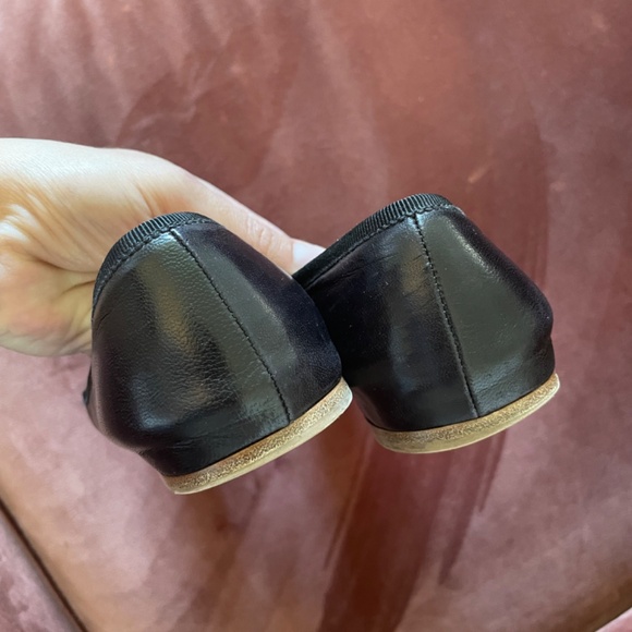 Prada pointed black leather bow flats - Picture 6 of 10